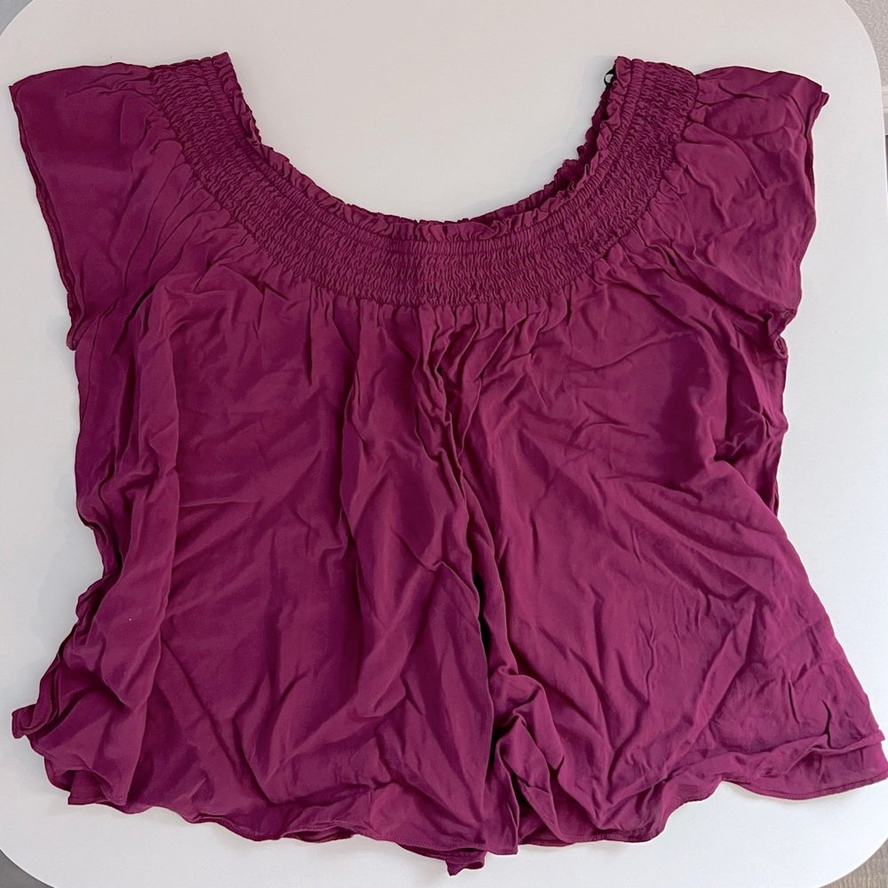 Gorgeous Aritzia Talula Off-the-Shoulder Top - Medium
